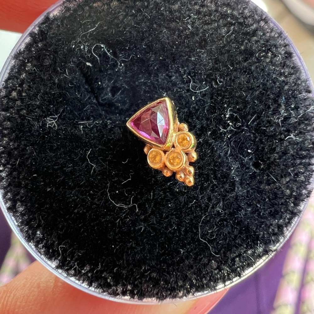 BVLA Sarai trillion Amethyst YG